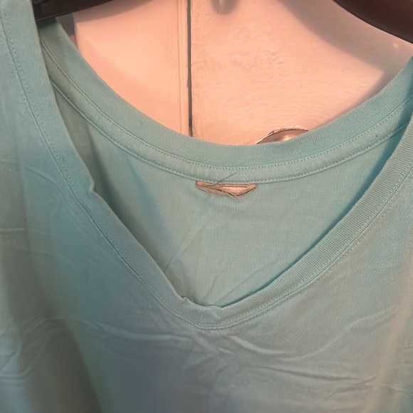 T-shirt - Picture 4 of 4